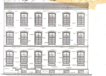 Hofseite des 1899 umgebauten Schulgebäudes an der Pergamentstraße