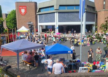 Kindertrödelmarkt im Rathausinnenhof