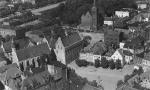 Der Kornmarkt mit Herzogschloss und St. Martini (1937)