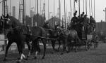 Grundsteinlegung am 17. Mai 1951: Fahrt mit der Postkutsche durch Wesel