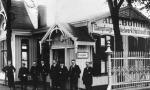 Bürogebäude nebst Mitarbeitern 1912