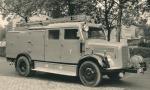 Das Tanklöschfahrzeug TLF-16 stand ab 1956 für über 36 Jahre im Dienst der Freiwilligen Feuerwehr Wesel (1957)