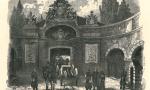 Stadtseite des Berliner Tores mit Soldaten
