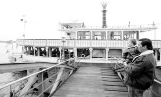 Die „River Lady“ vor der ersten Rundfahrt am 19. März 1989.