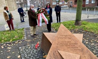 Kranzniederlegung zum Gedenken an die Pogromnacht