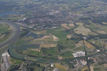 Luftbild des Lippemündungsraumes in Wesel