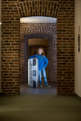 Schüler mit Keyboard