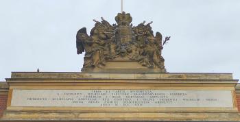 Inschrift Berliner Tor